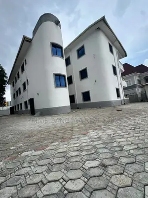 20 Bedroom Duplex for Sale in Area 11