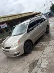 Toyota Sienna LE AWD 2005 Zinariya - 4