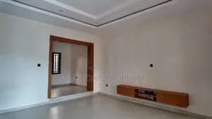 Bungalow Mai Dakuna 2 Don Siyarwa, Sabon Lugbe, Abuja
