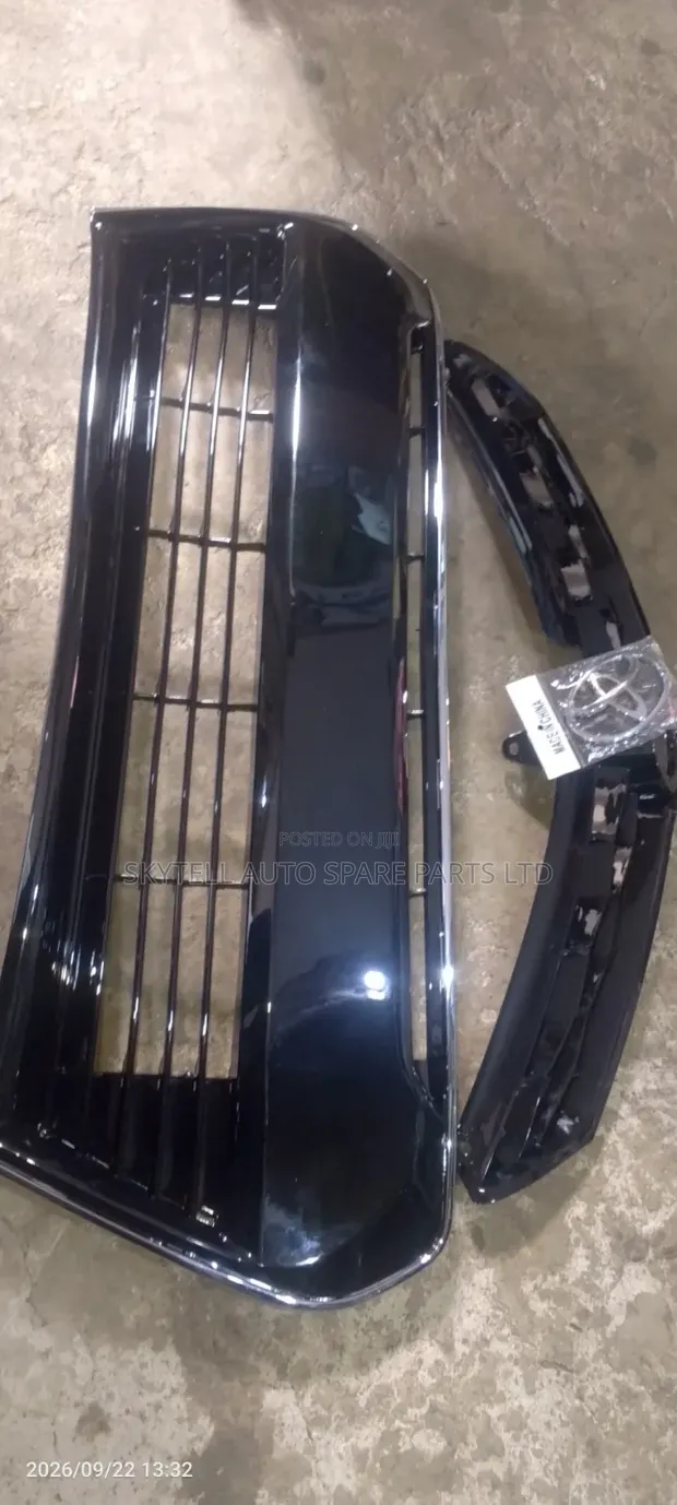 Toyota Corolla 2014 Up and Down Grill - 1