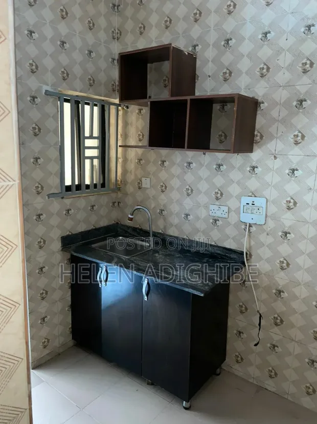 Furnished 1-Bedroom Mini Flat for Rent in Bode Thomas - 1