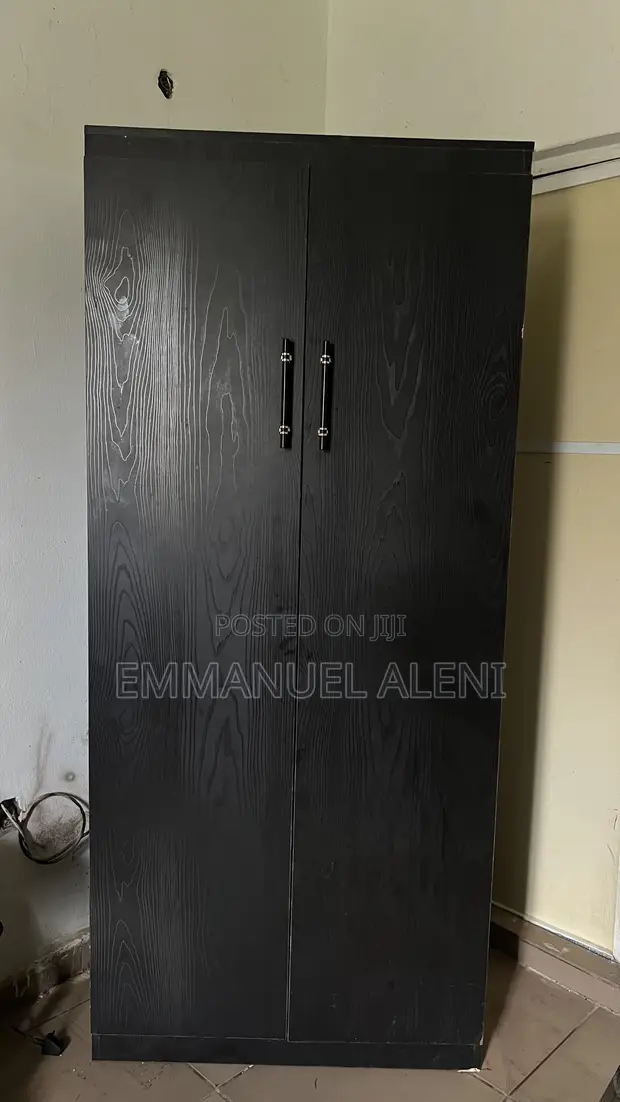 Used Home Interiors Wardrobe - 1