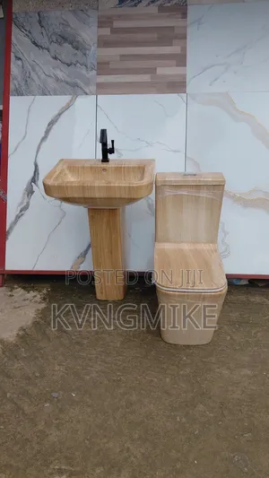 Luxury England Water Closet Set