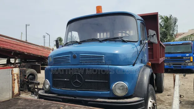 Mercedes-Benz Arocs Tipper Truck Mai Amfani - Blue - 1