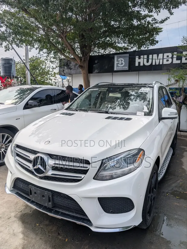 Mercedes-Benz GLE 400 4MATIC 2017 Fari - 1