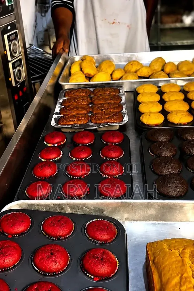 Learn 3 Cake Baking Courses - Red Velvet, Chocolate, Butter - 1