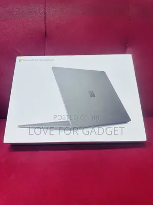 Microsoft Surface Laptop 5 32GB i7 1TB SSD