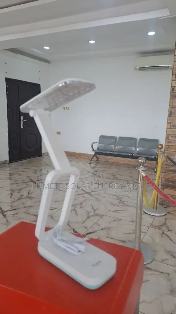 Kami Rechargeable LED Table Light - 1
