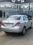Toyota Yaris 2009 Silver - 4