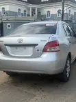 Toyota Yaris 2009 Silver - 5