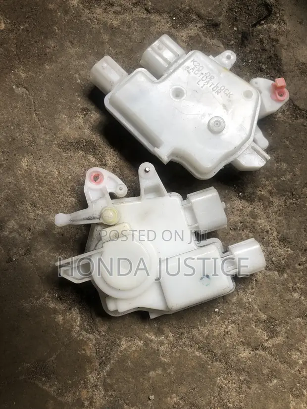 Central Lock Actuator na Honda CR-V (Na Amfani) - 1
