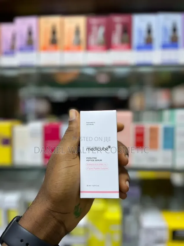 Medicube PDRN Pink Peptide Serum - 1