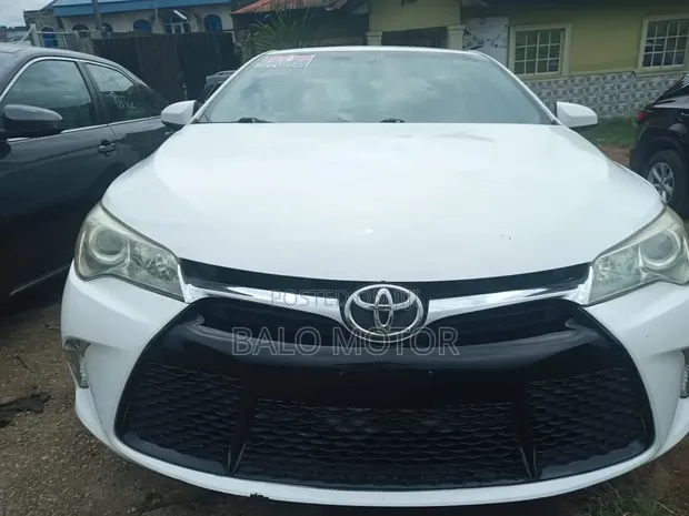 2016 Toyota Camry - Foreign Used - 1