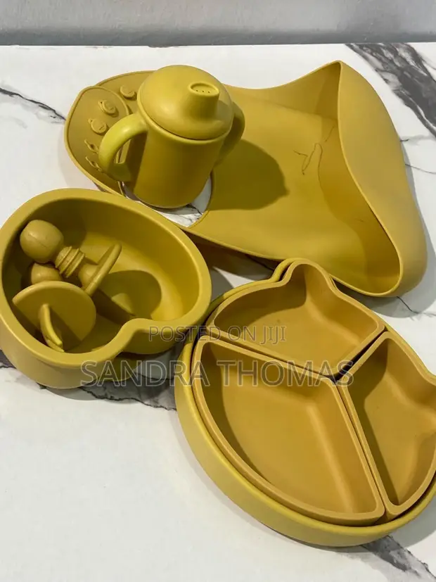 Silicone & Wooden Feeding Set with Cups - 1