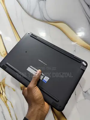 Dell Latitude 3190 2-in-1 Laptop 8GB RAM, 128GB SSD