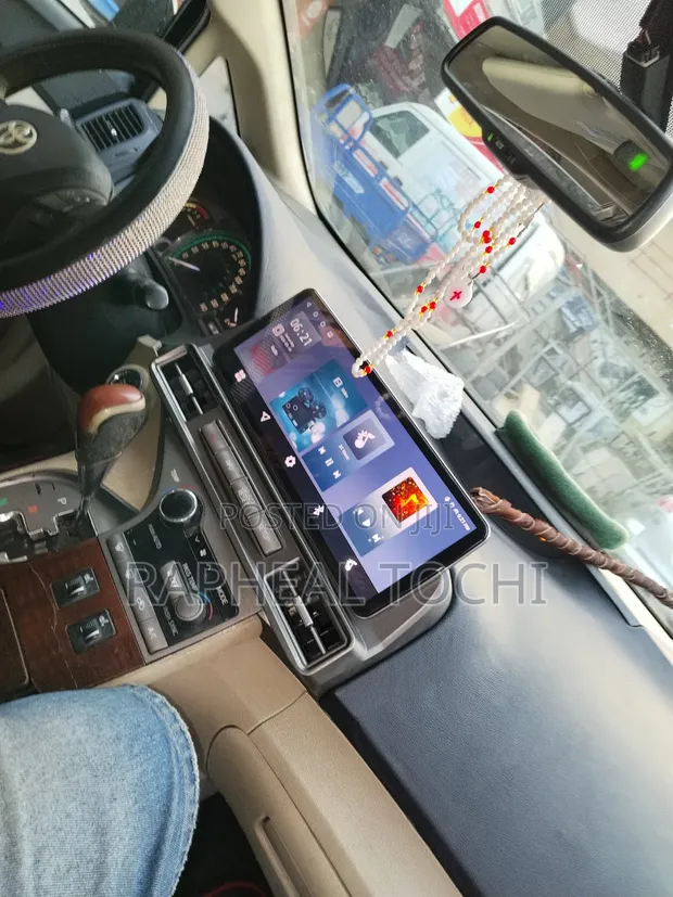 Toyota Venza Android Auto CarPlay Head Unit - 1
