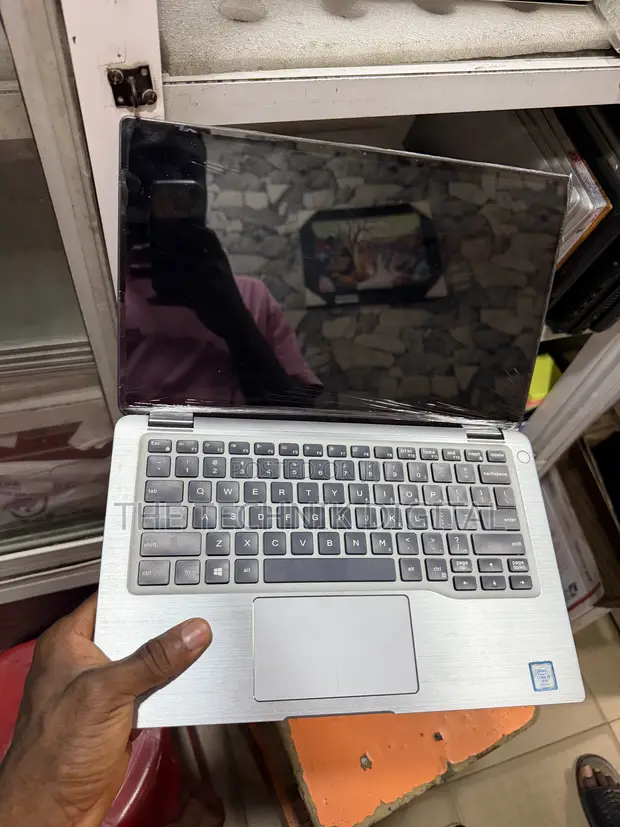 Dell Inspiron 14 7420 2-in-1 Laptop - 16GB RAM, 256GB SSD - 1