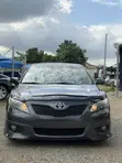 Toyota Camry SE 2.5L 2010 Launin Fari - 2