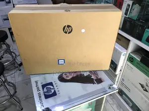 New HP ProOne 240 G10 All-in-One 8GB Intel Core i3 512GB SSD
