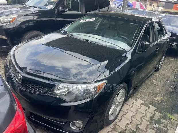 Toyota Camry SE Sedan 2014 - 1