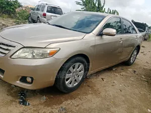 Toyota Camry 3.5 XLE 2008 Gold