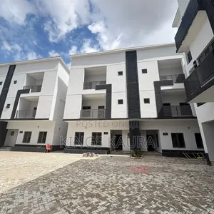 4 Bedroom Duplex don haya a Life Camp, Abuja