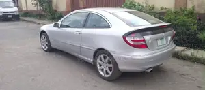 Mercedes-Benz C200 2005 Silver