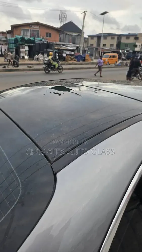Mercedes-Benz C300 2016 W205 Panoramic Roof Glass - 1