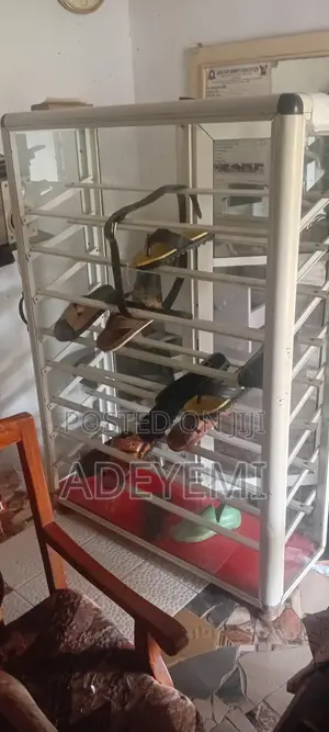 Aluminum Show Glad Na Biyu
