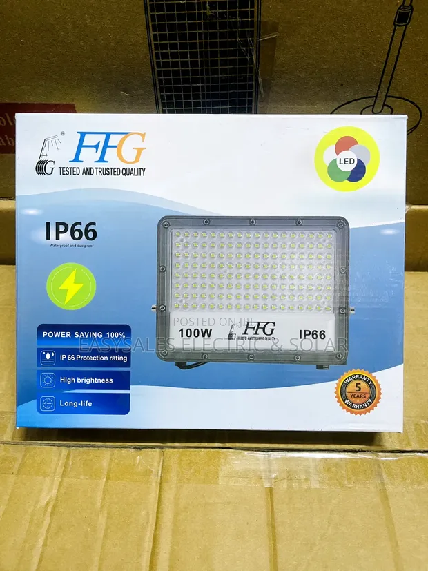 100W Solar Flood Lamp with Panel & Remote - 1