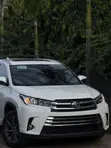 Toyota Highlander XLE 2022 Fari - 3