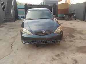 Toyota Camry 2003 Kore