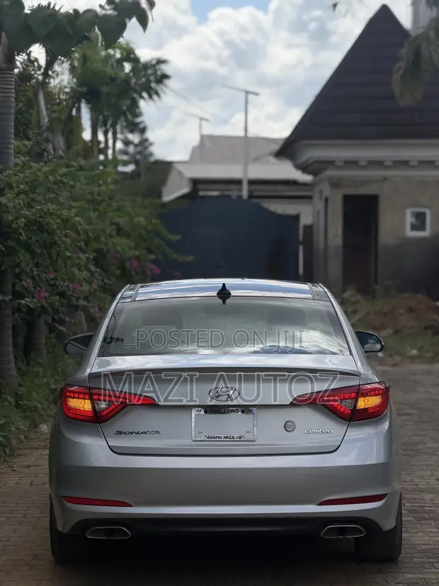 2016 Hyundai Sonata Limited 2.0T Silver - 1