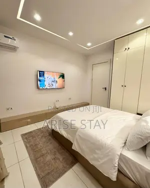2-Bedroom Shortlet tare da Pool & Gym | Ikate Elegushi, Lekki