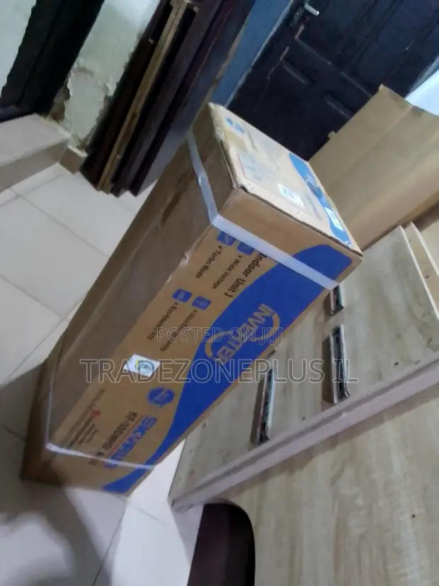 Skyrun 1.5HP Inverter Split AC with Installation Set - 1