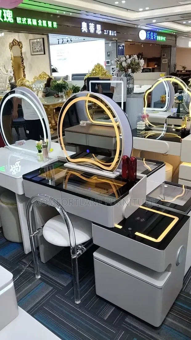 Vanity Table/Dresser mai LED Light & Bluetooth - 1