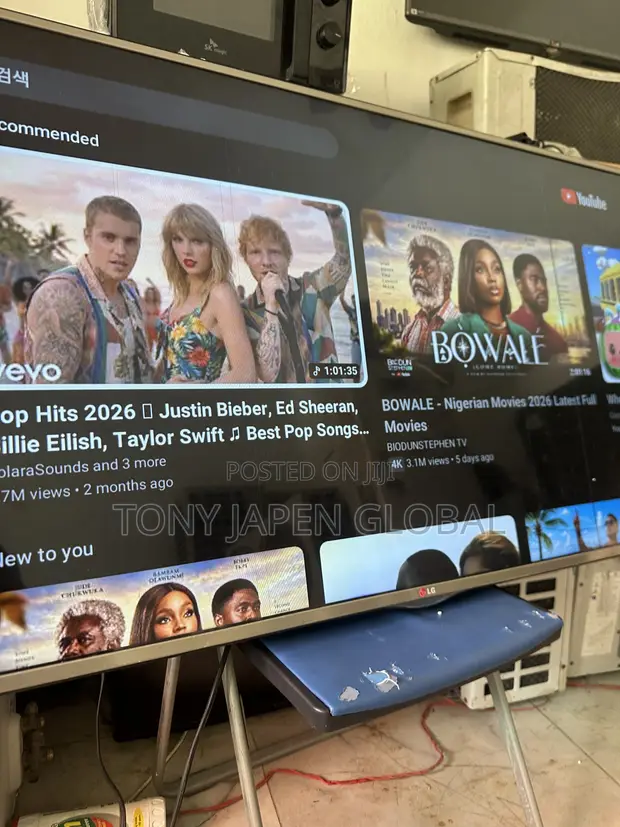 Used 55-inch LG Smart TV - Line Defect - 1