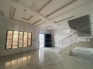 4 Bedroom Duplex don haya a Ikota Villa Estate, Lekki