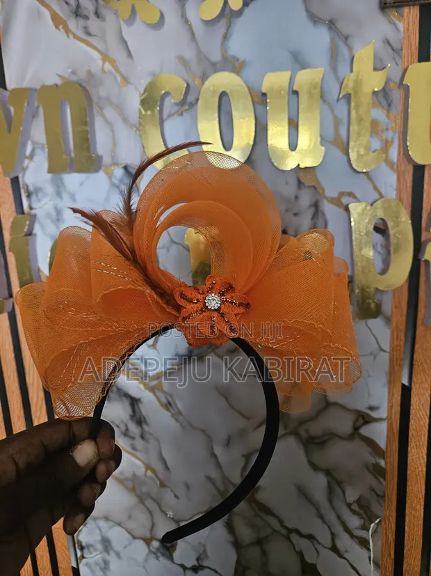 Gold Crinoline Fascinator - 1