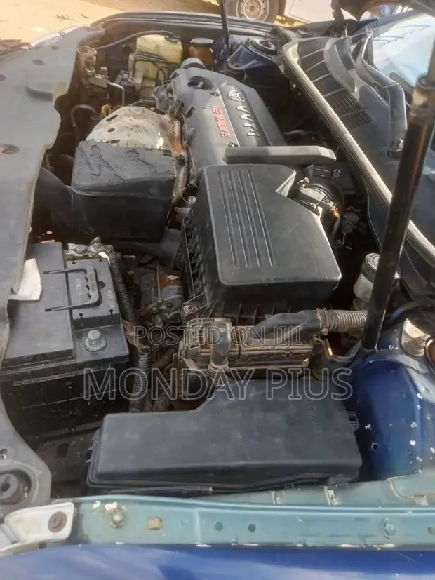 Toyota Camry 2026 Blue - 1