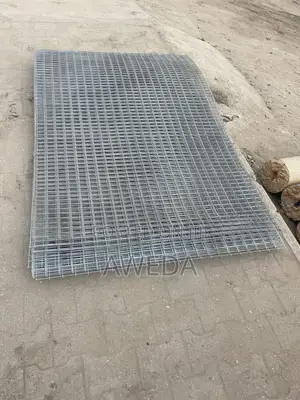 2x1 Galvanized Mesh Wire (4ft x 12ft)