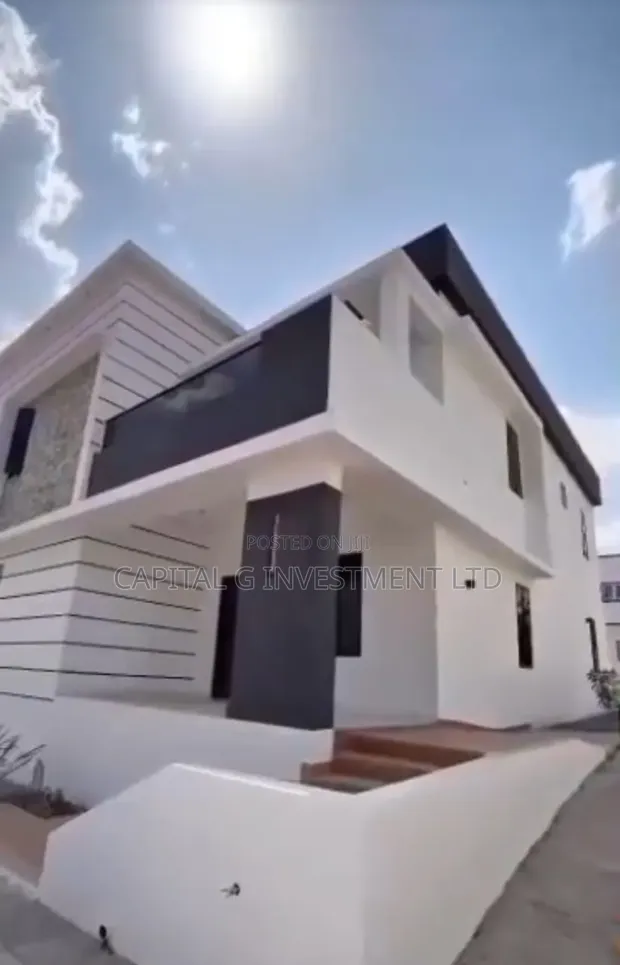 4 Bedroom Penthouse for Sale in Hilltop Bayview Estate, Owerri - 1