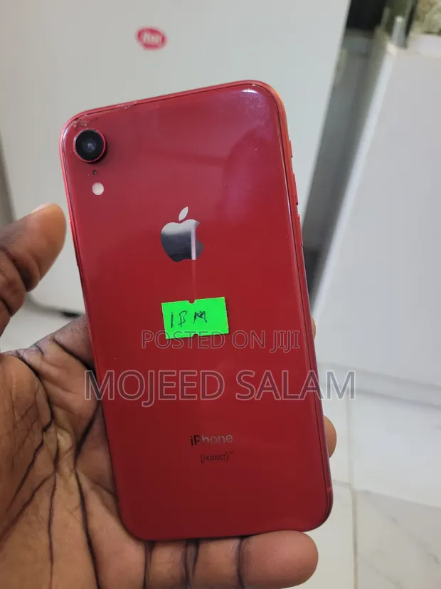 Apple iPhone XR 64GB Red - 1