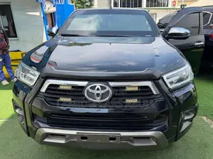 Toyota Hilux V6 Bulletproof na 2021