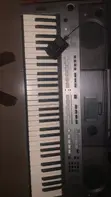 Yamaha PSR-E443 Electronic Keyboard - 1