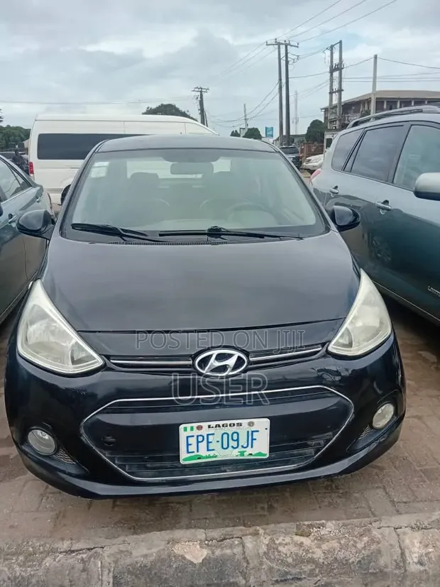Hyundai i10 2014 Black - 1