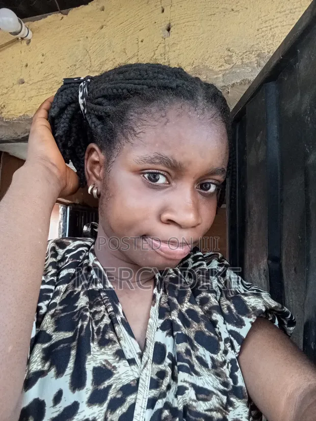 Faith - 19 Year Old Housekeeper CV in Abuja - 1