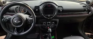 Mini Clubman 2018 Burgundy