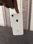 Apple iPhone XR 128GB White - 5