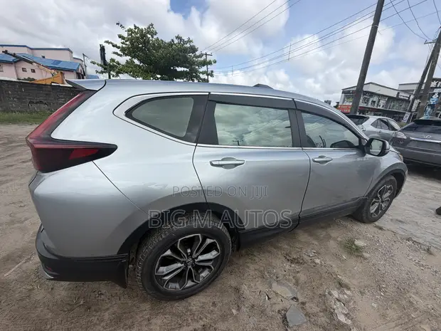 Honda CR-V 2022 Silver - 1